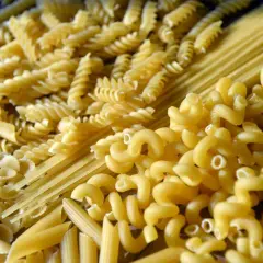 Rodzaje spaghetti: poznaj różnice i najlepsze sposoby przygotowania