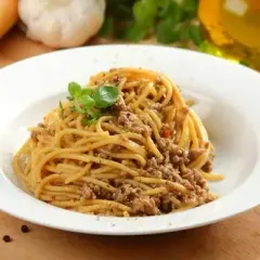 Najlepsze przepisy na spaghetti z mięsem mielonym, które zachwycą smakami