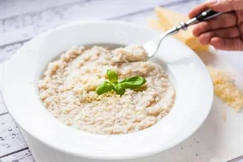 Jak gotować ryż arborio, aby uzyskać idealne risotto i uniknąć błędów