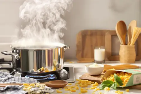 Jak długo gotować makaron penne, aby uniknąć rozgotowania?