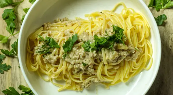 Ile makaronu spaghetti na osobę? Sprawdź idealne porcje na posiłek
