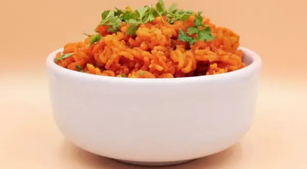 Jak ugotować ryż z curry - prosty przepis na aromatyczne danie